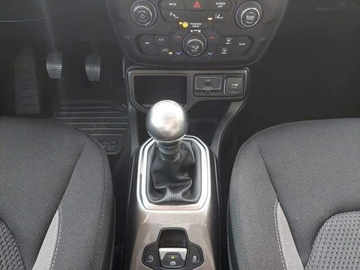 Jeep Renegade usata a Treviso (15)