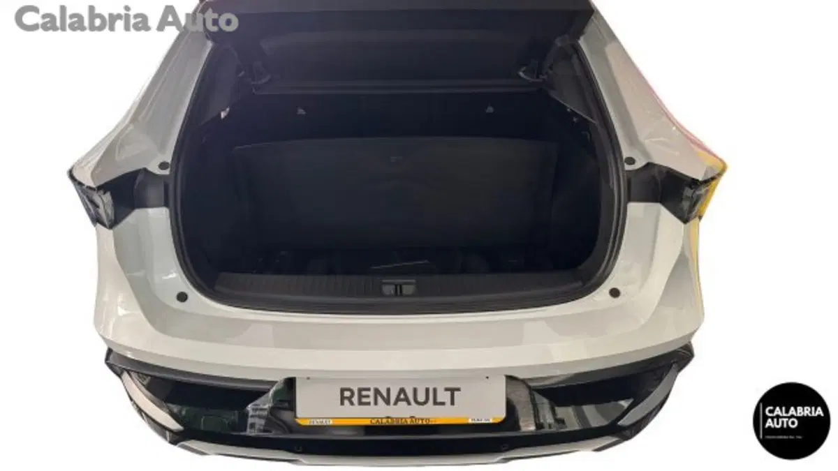 Renault Rafale nuova a Reggio Calabria (6)