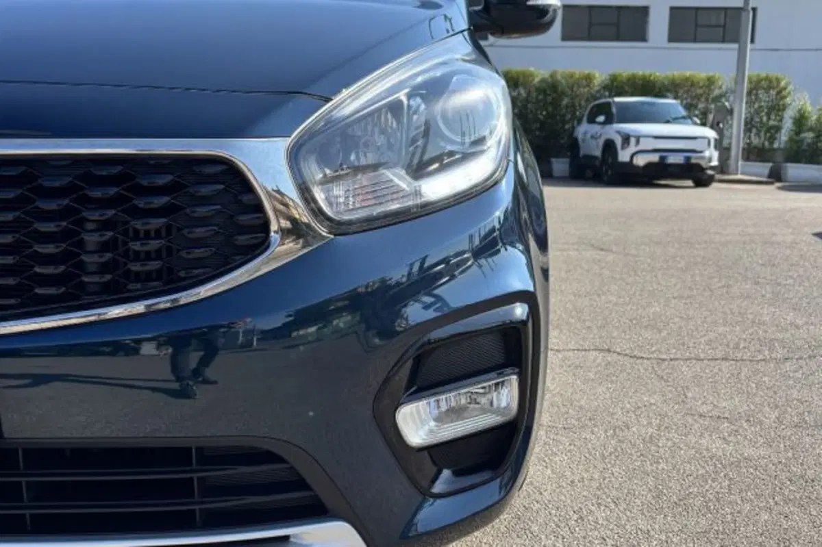 Kia Carens usata a Latina (11)