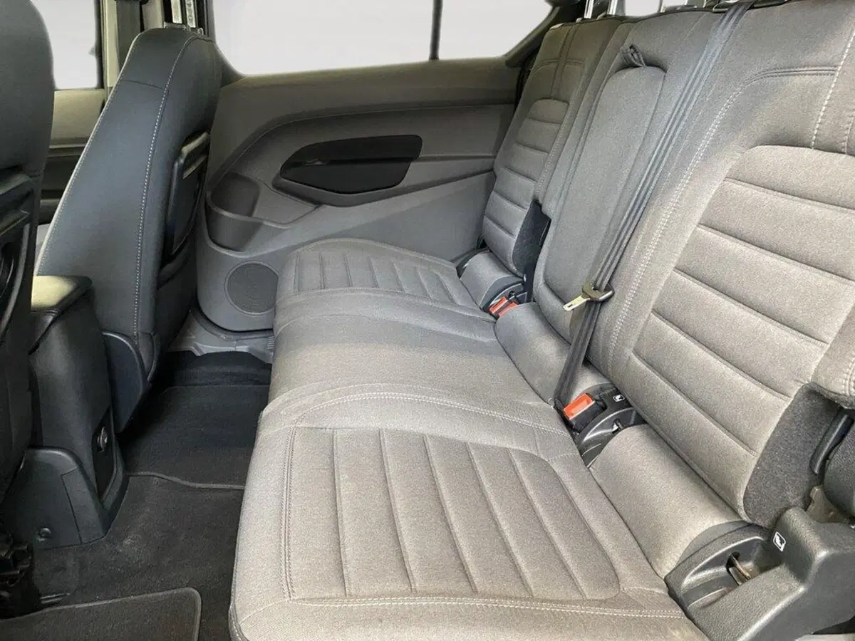 Ford Tourneo Connect usata a Torino (8)