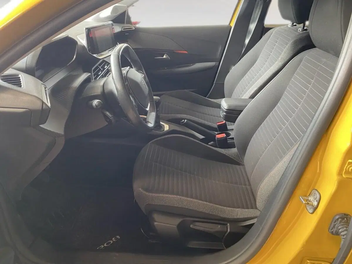 Peugeot 208 usata a Torino (7)