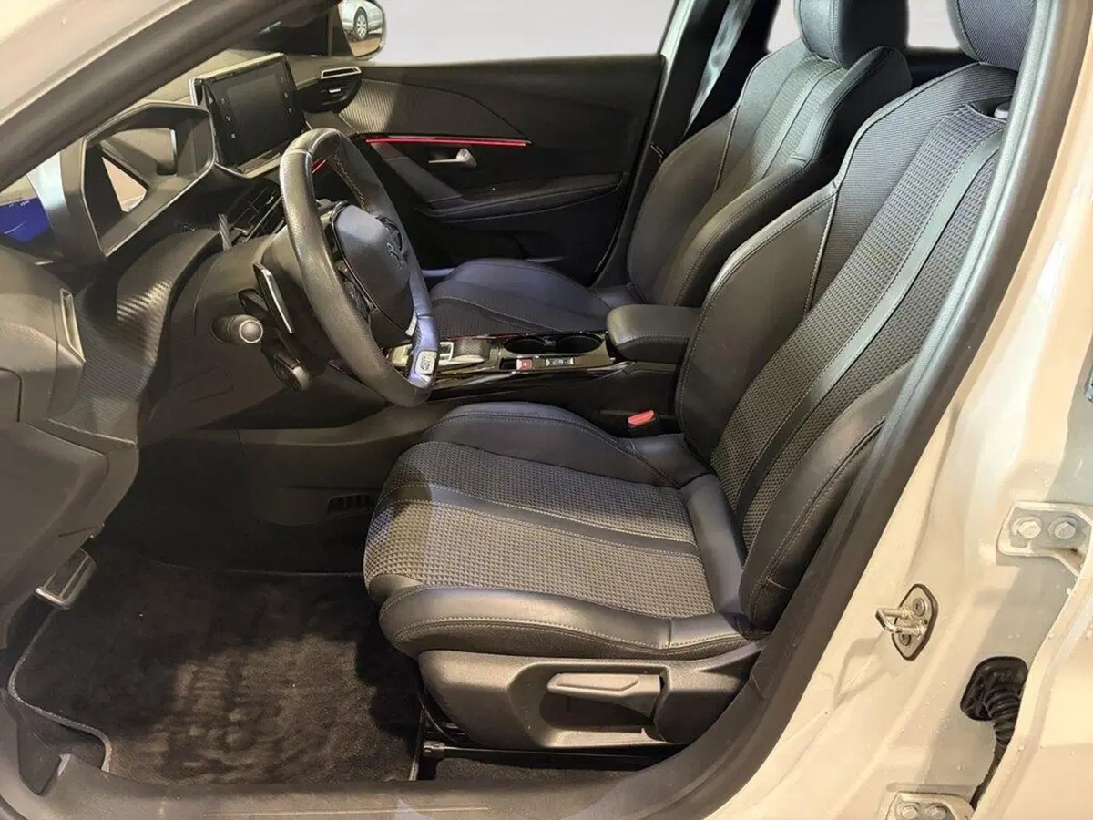 Peugeot 208 usata a Torino (7)