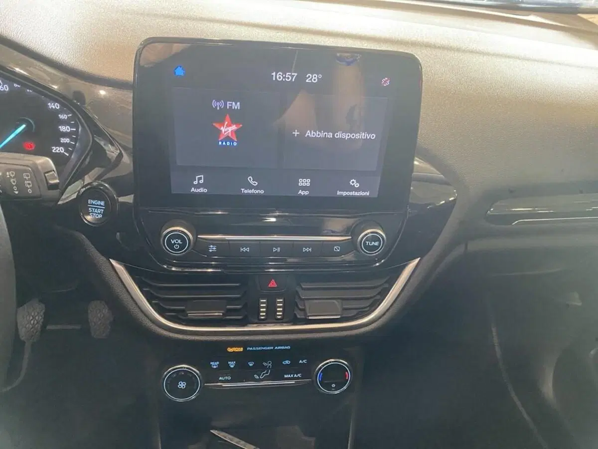 Ford Fiesta usata a Torino (10)