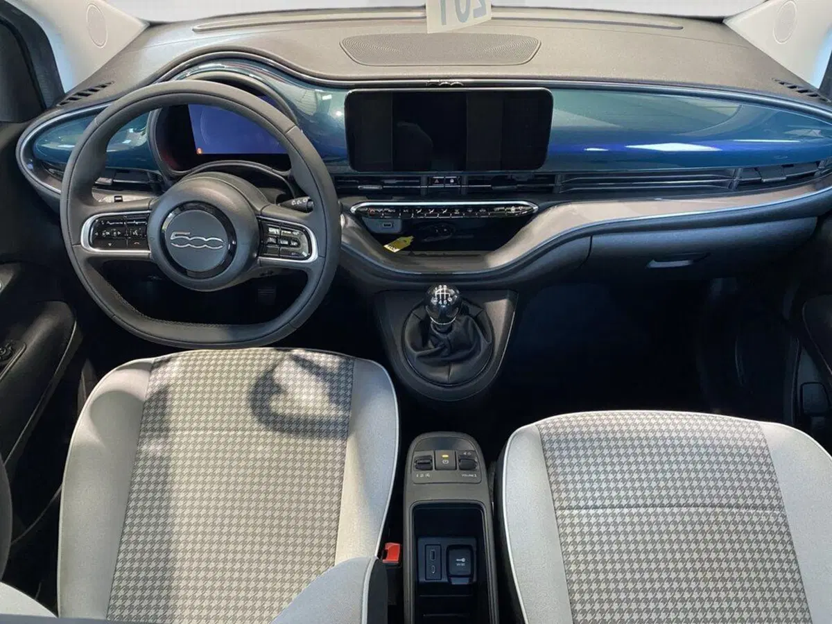 Fiat 500 nuova a Torino (6)