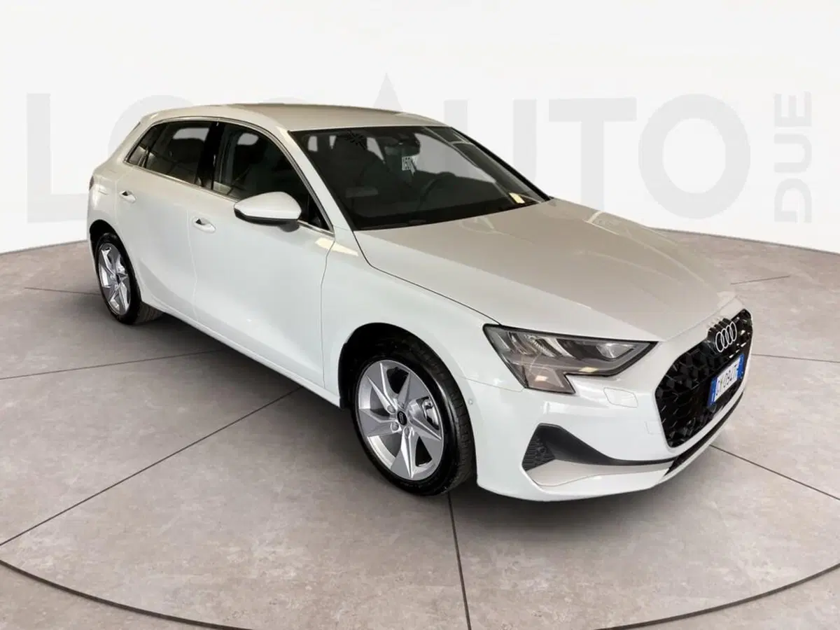 Audi A3 Sportback nuova a Torino (3)