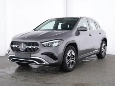 Mercedes-Benz GLA SUV 180 Progressive Advanced Plus auto del 2025 usata a Magenta