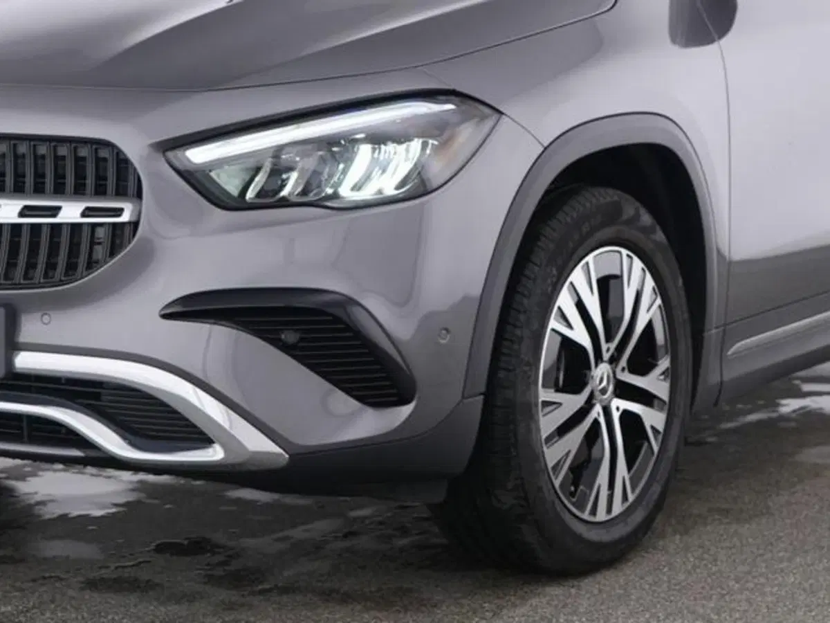 Mercedes-Benz GLA SUV usata a Milano (2)