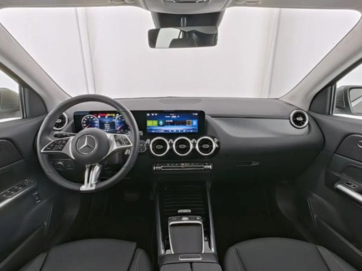 Mercedes-Benz GLA SUV usata a Milano (7)