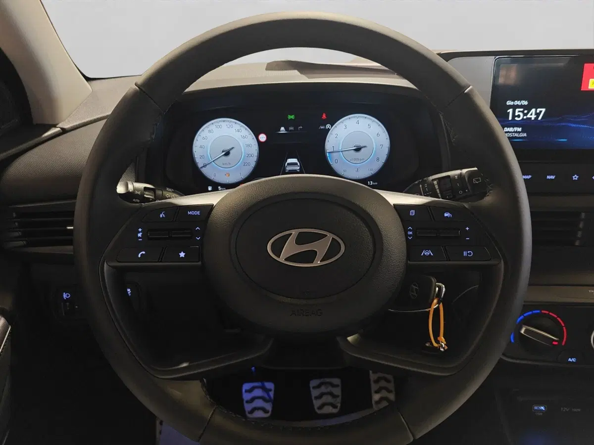 Hyundai Bayon nuova a Genova (14)