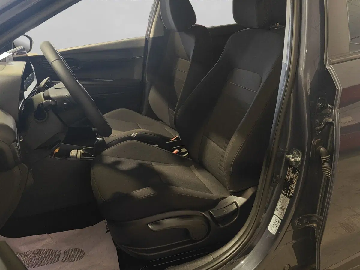 Hyundai Bayon nuova a Genova (9)