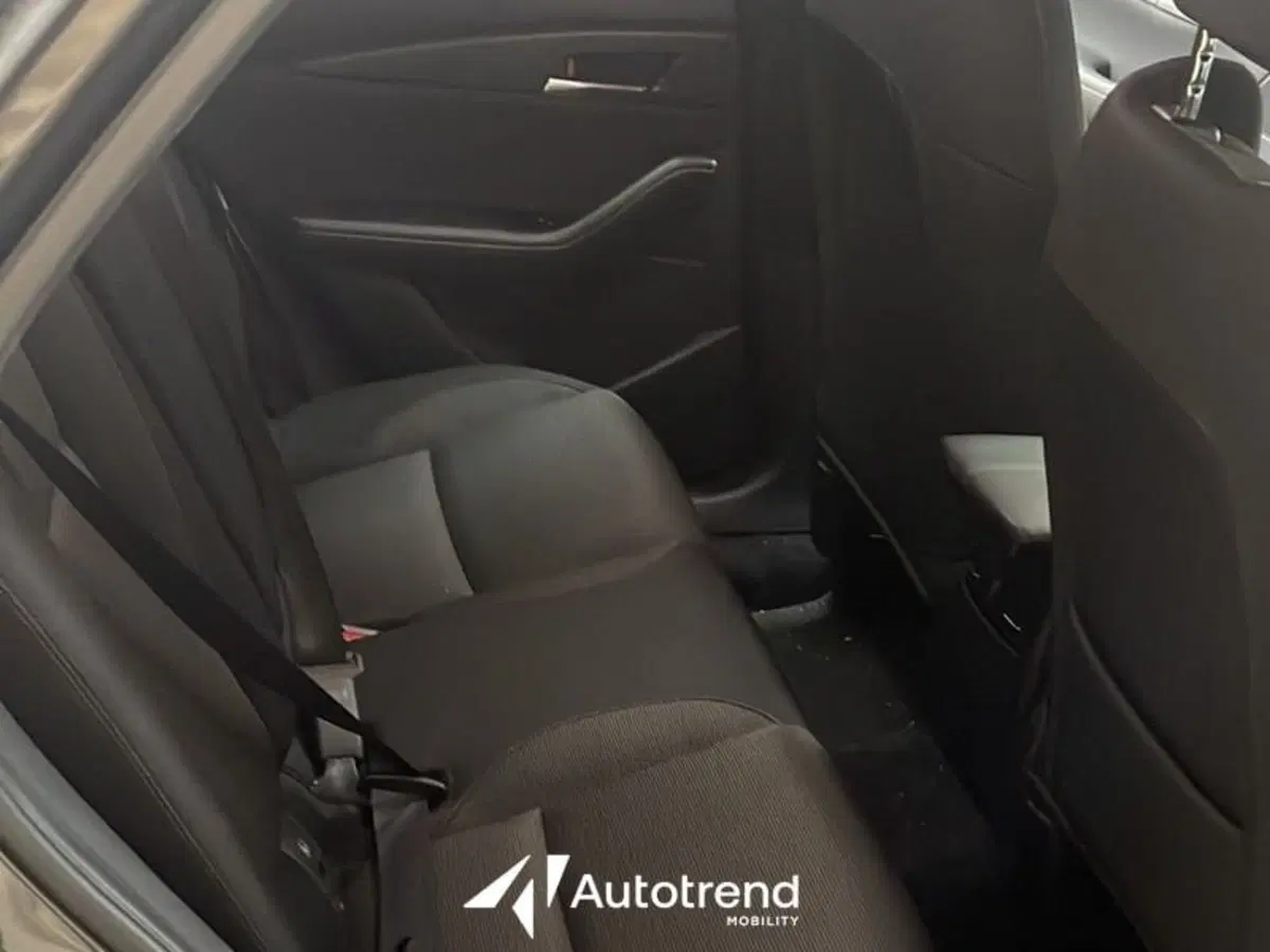 Mazda CX-30 usata a Lecce (4)