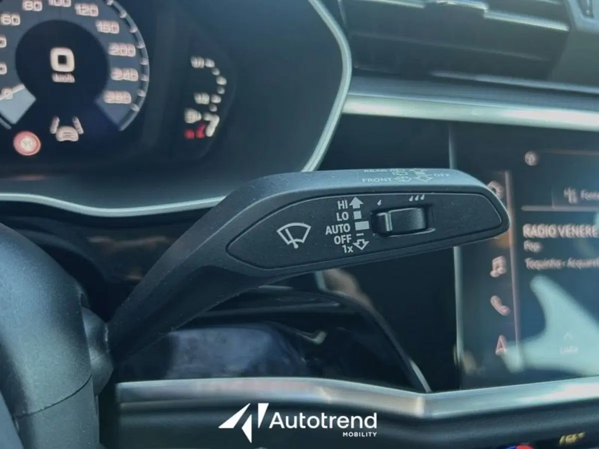 Audi Q3 Sportback usata a Lecce (12)