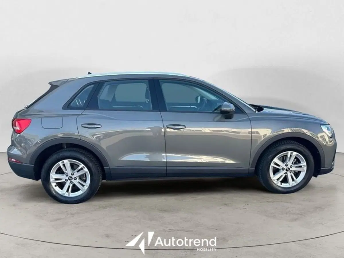 Audi Q3 Sportback usata a Lecce (5)