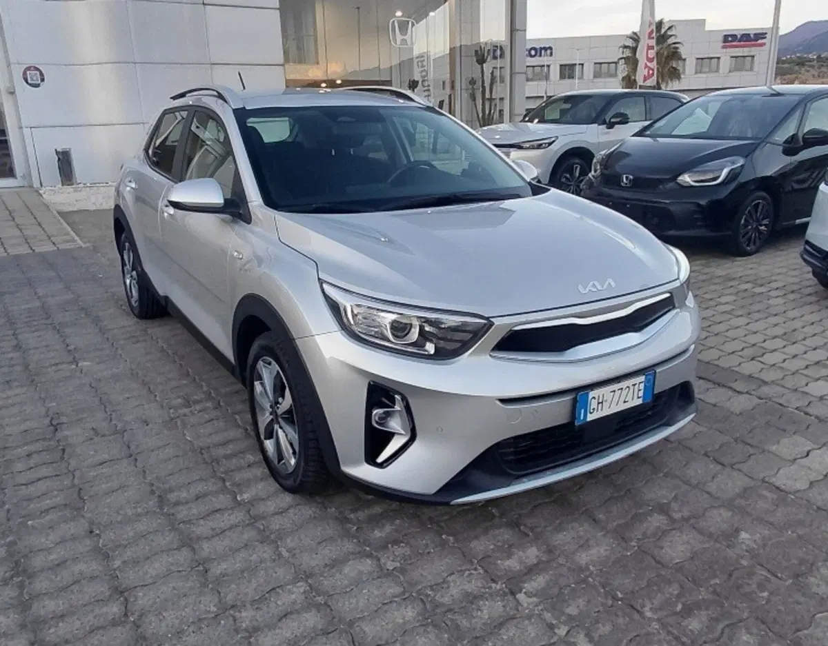 Kia Stonic usata a Cosenza (3)