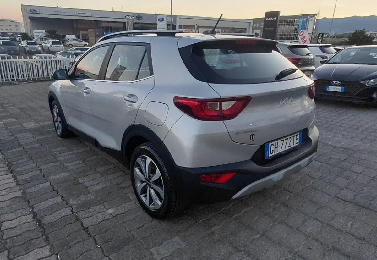 Kia Stonic usata a Cosenza (6)