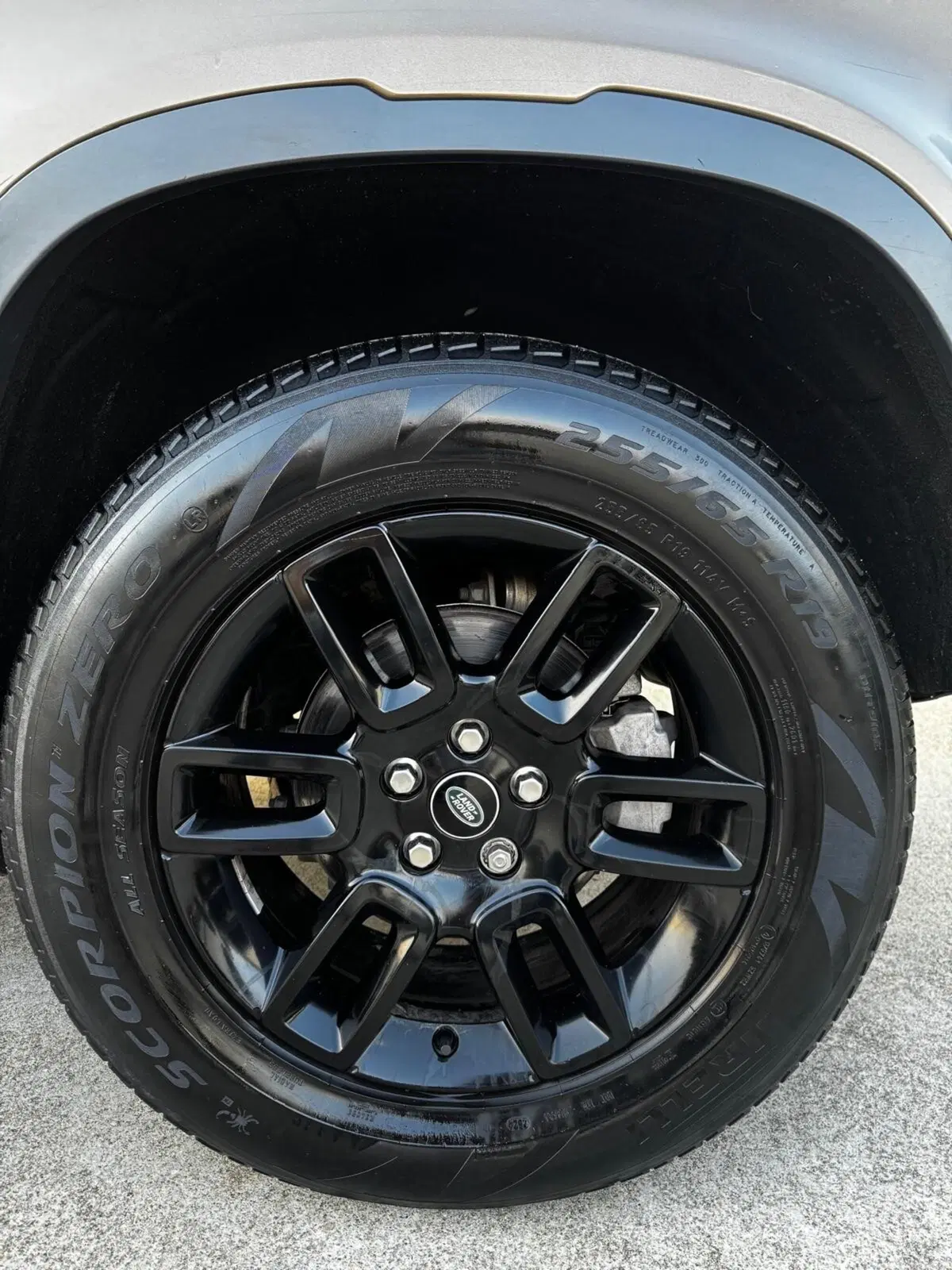 Land Rover Defender usata a Cosenza (15)
