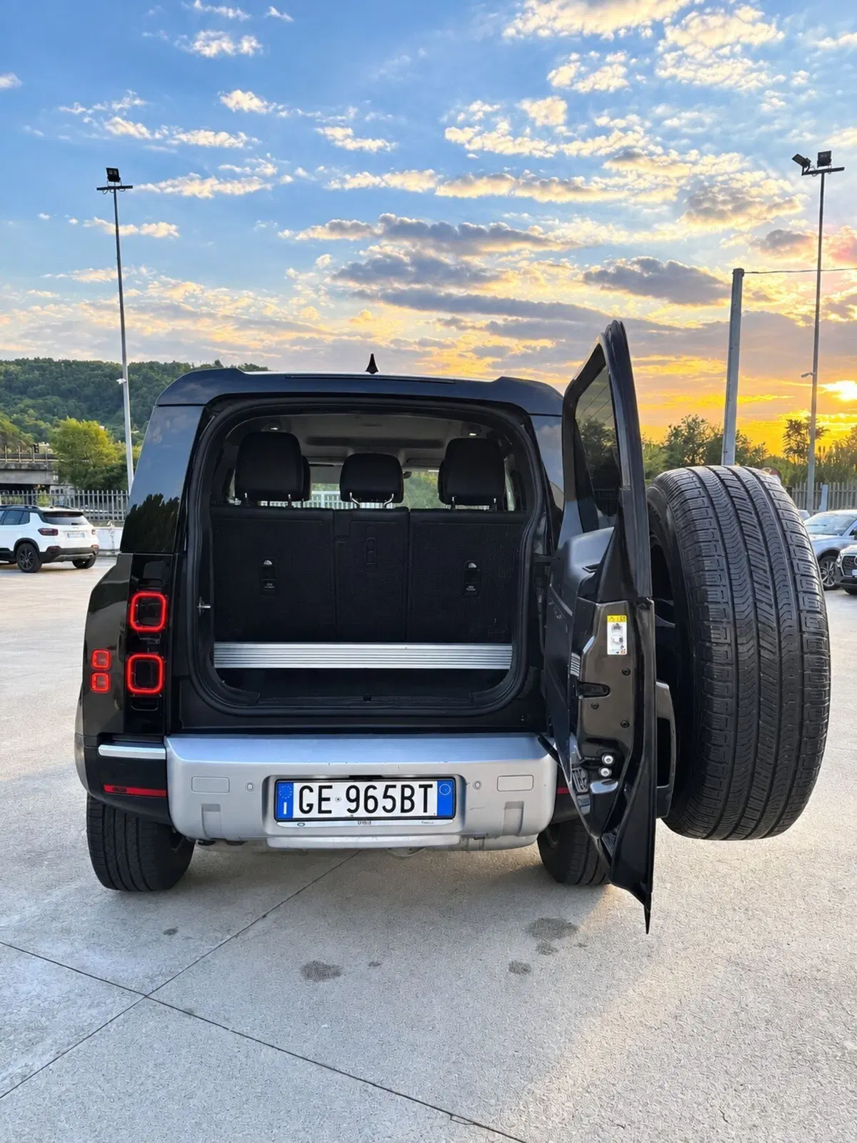 Land Rover Defender usata a Cosenza (4)