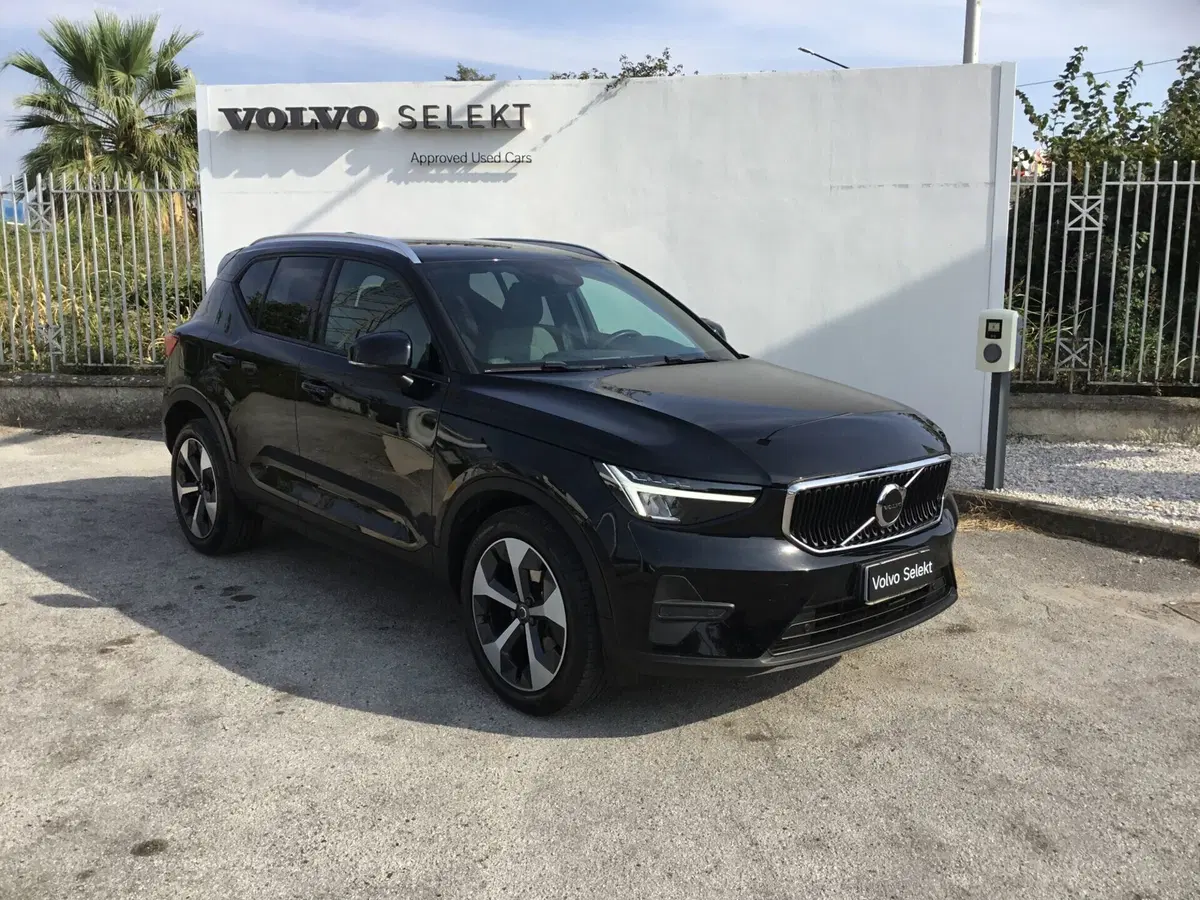 Volvo XC40 usata a Napoli (3)