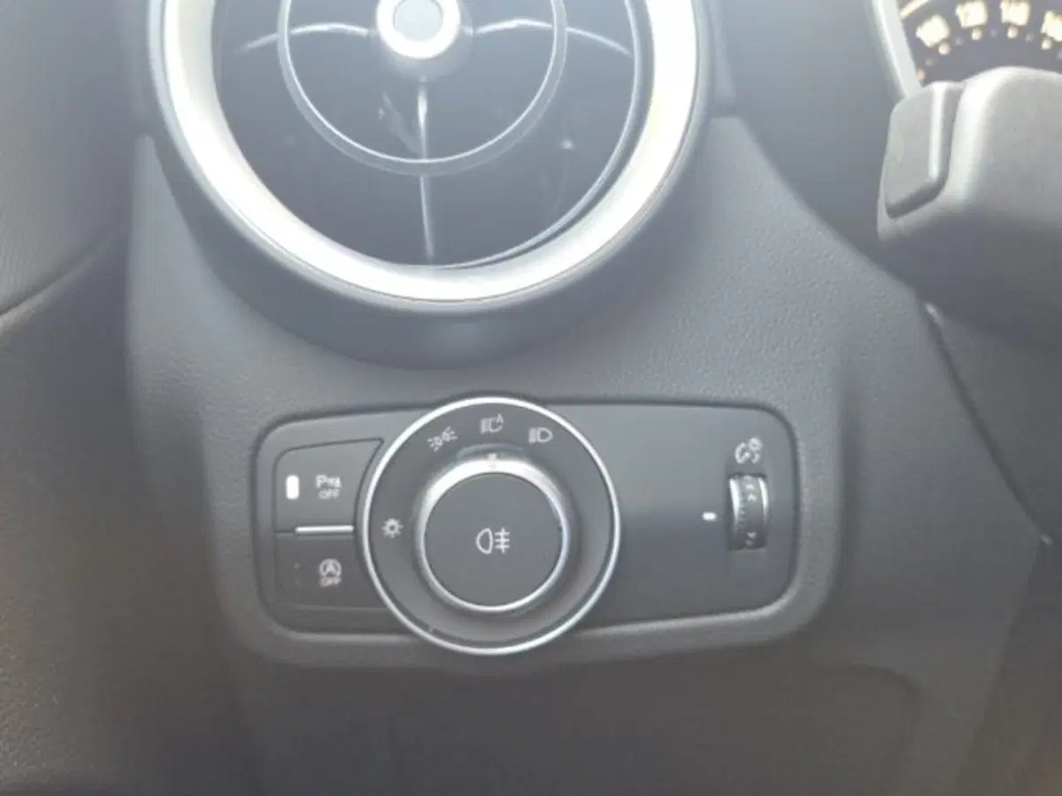 Alfa Romeo Stelvio nuova a Monza e Brianza (20)