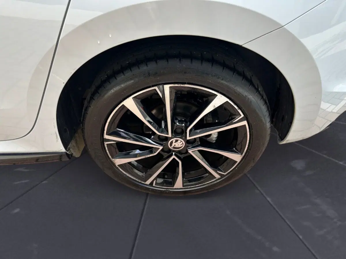 Skoda Fabia usata a Verona (5)