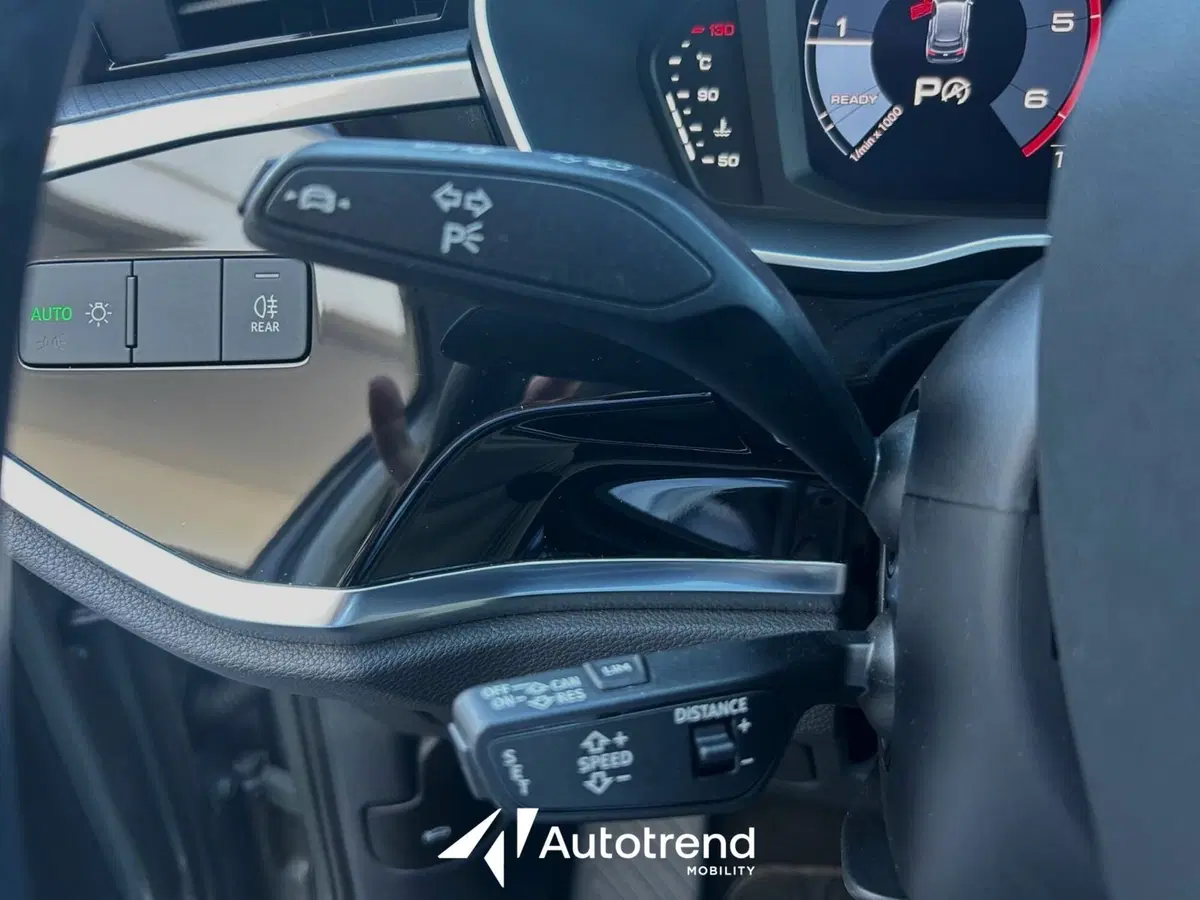 Audi Q3 Sportback usata a Bari (11)
