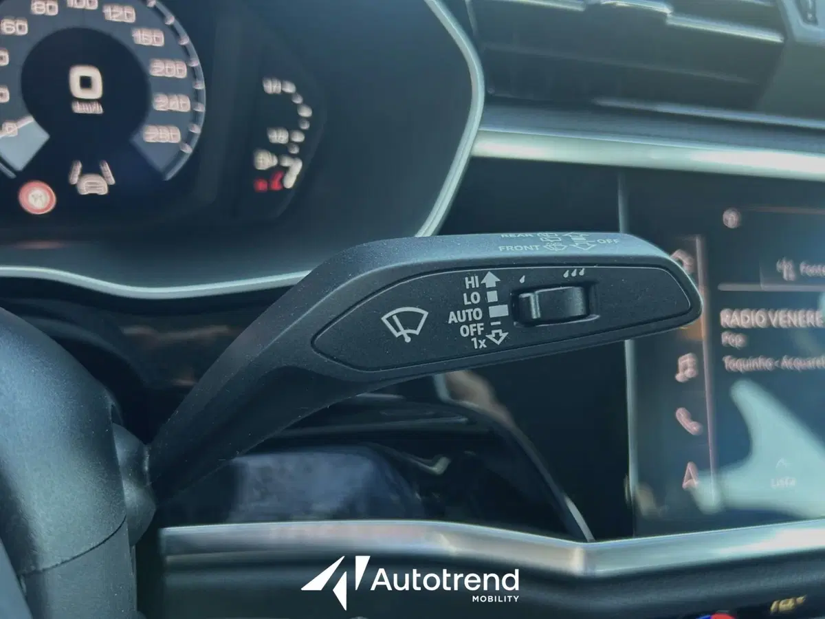 Audi Q3 Sportback usata a Bari (12)