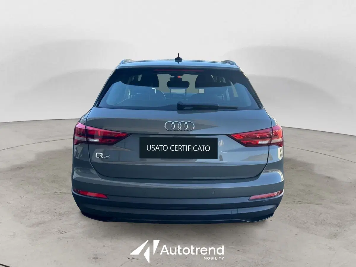 Audi Q3 Sportback usata a Bari (4)