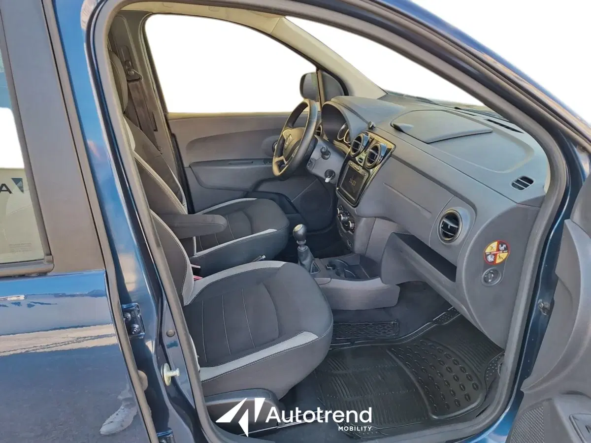 Dacia Lodgy usata a Bari (6)