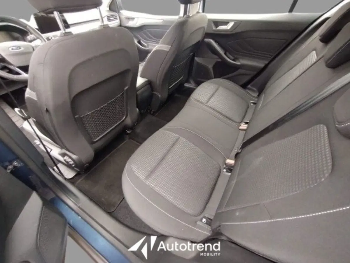 Ford Focus usata a Bari (7)