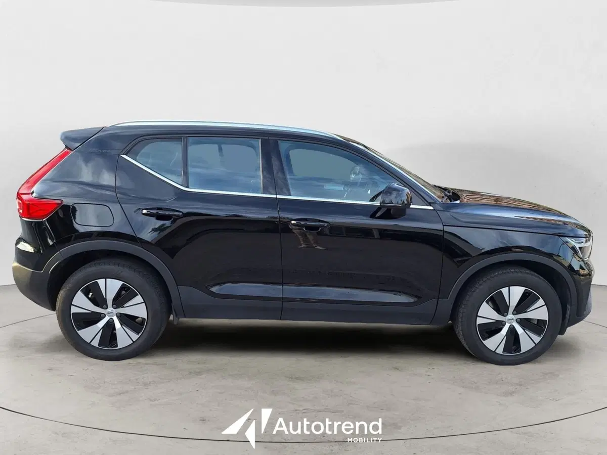 Volvo XC40 usata a Bari (5)