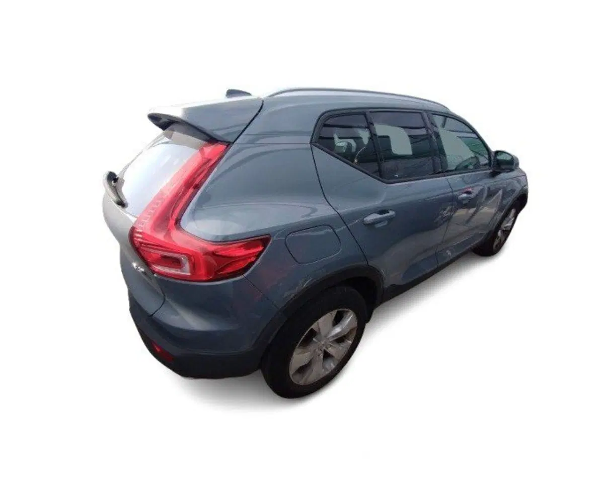 Volvo XC40 usata a Bari (6)