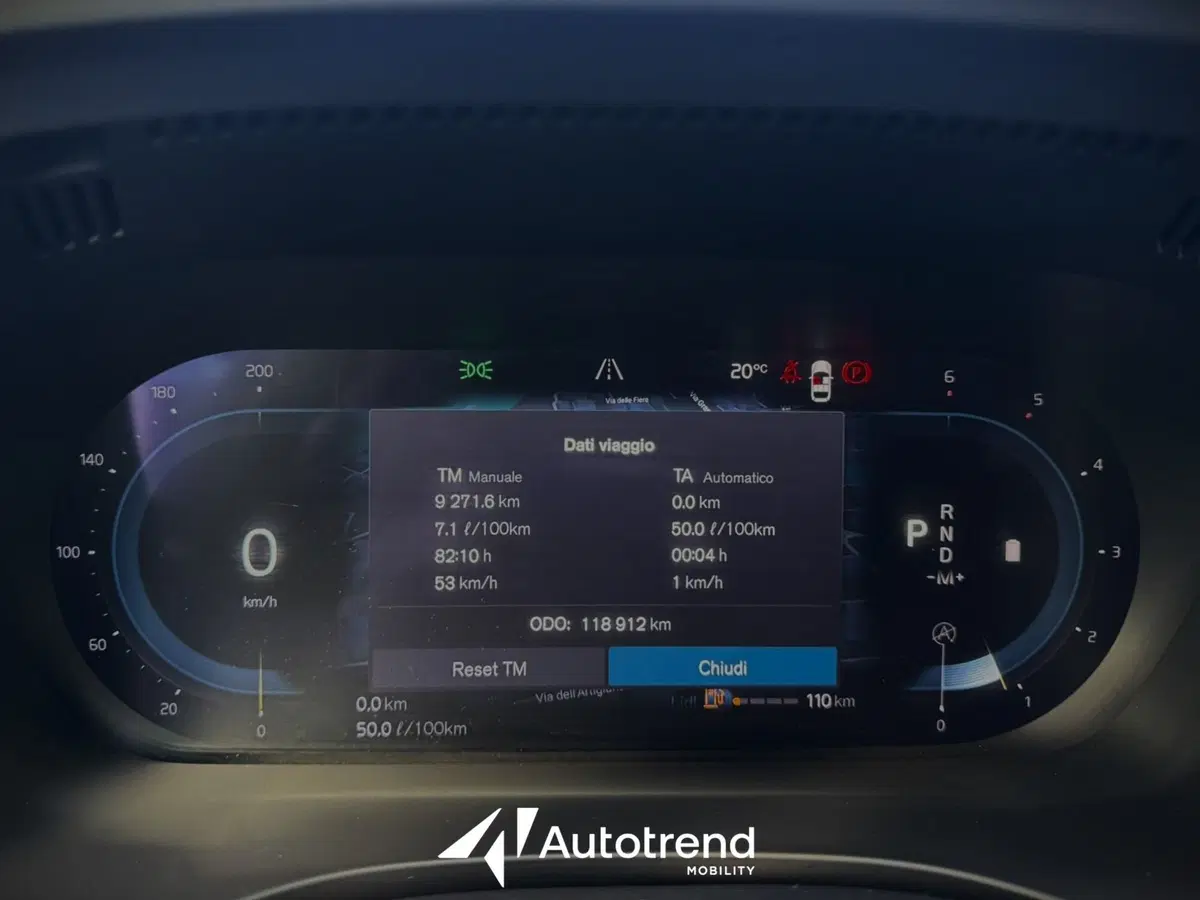 Volvo XC60 usata a Bari (10)
