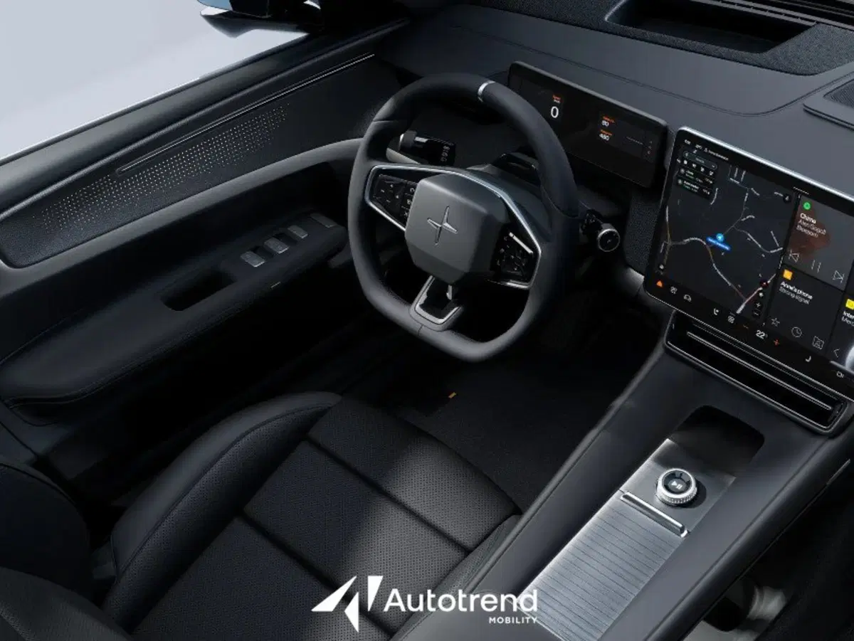 Polestar Polestar 4 Coupé nuova a Bari (11)