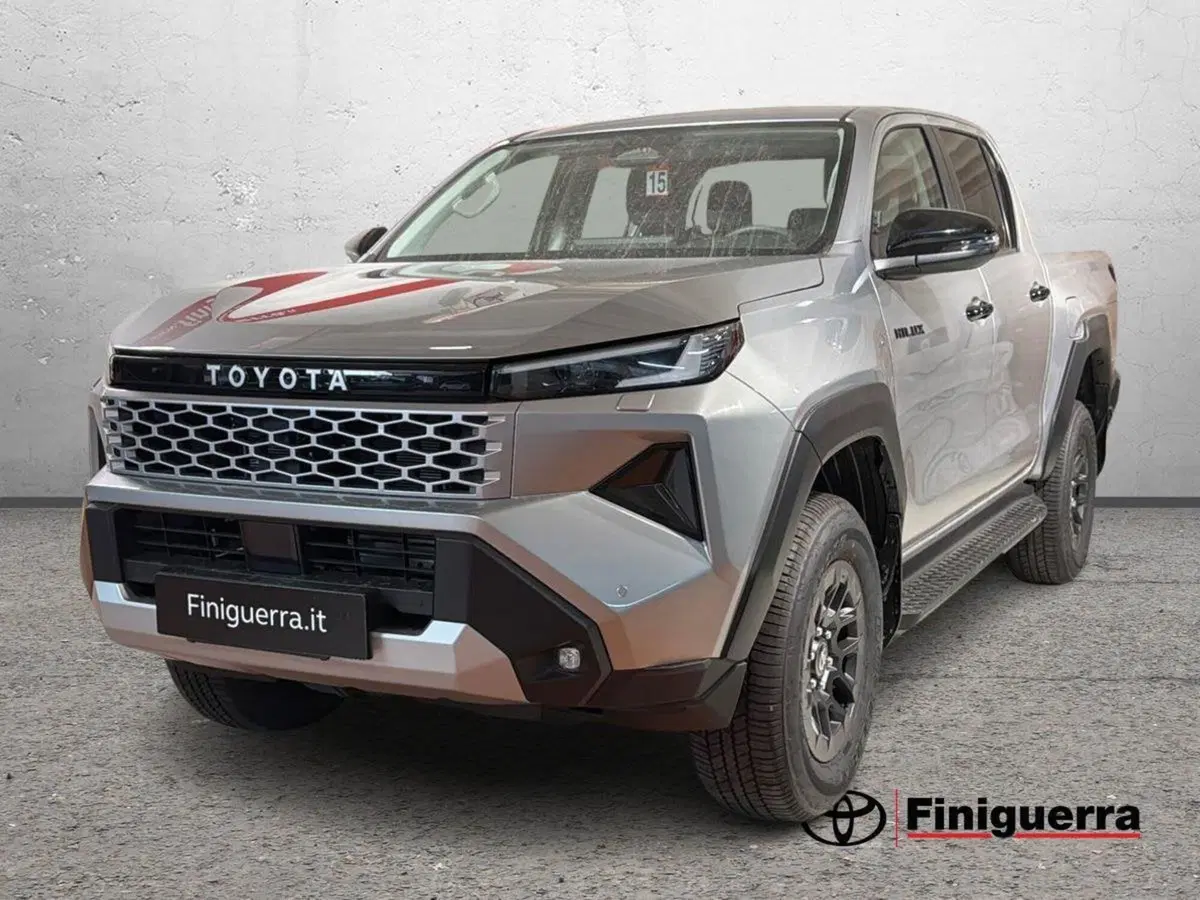 Toyota Hilux nuova a Lecco