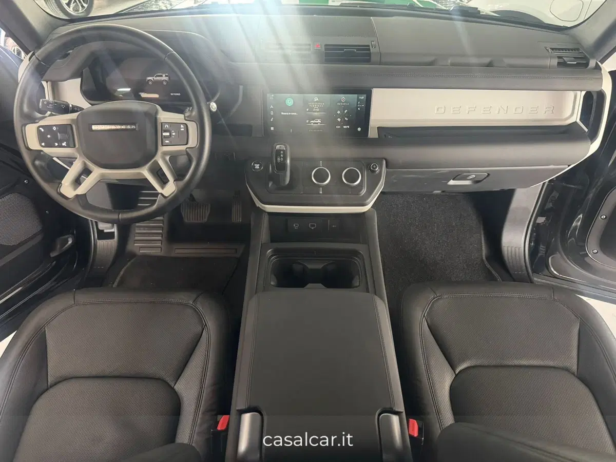 Land Rover Defender usata a Salerno (12)