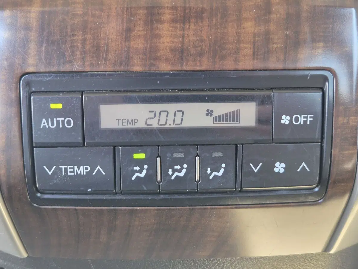 Toyota Land Cruiser usata  (19)