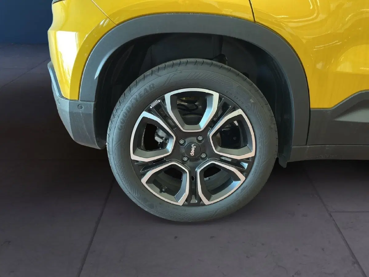 Jeep Avenger usata a Torino (7)