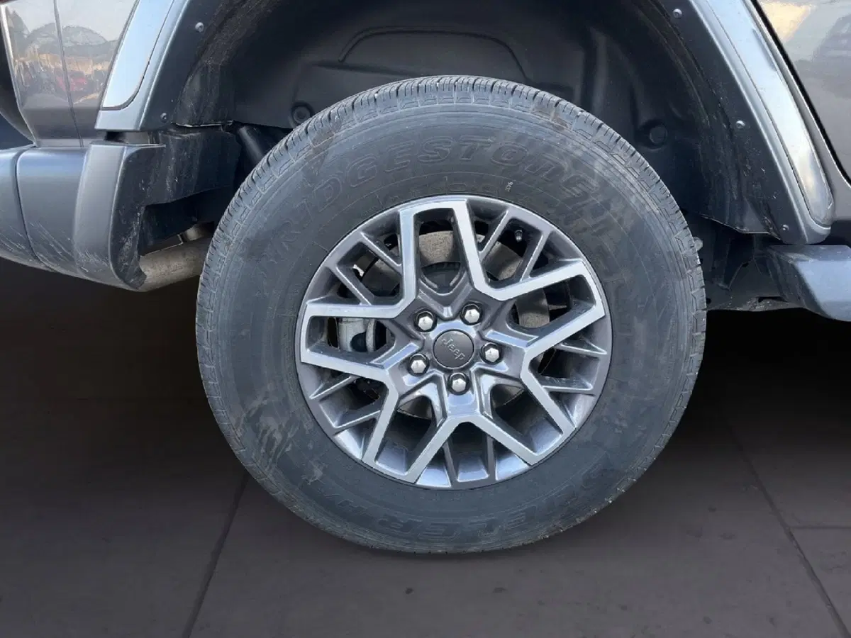 Jeep Wrangler Unlimited usata a Torino (7)
