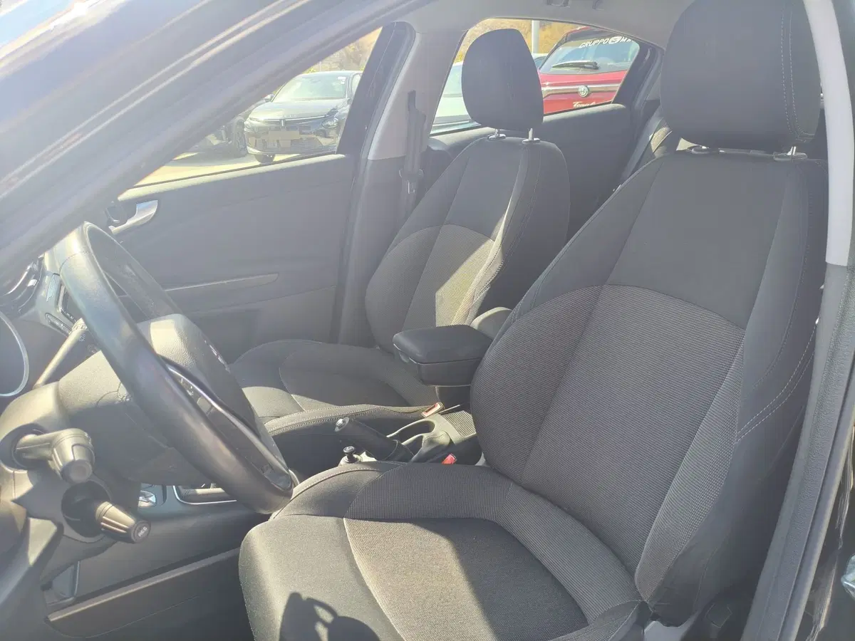 Alfa Romeo Giulietta usata a Matera (15)