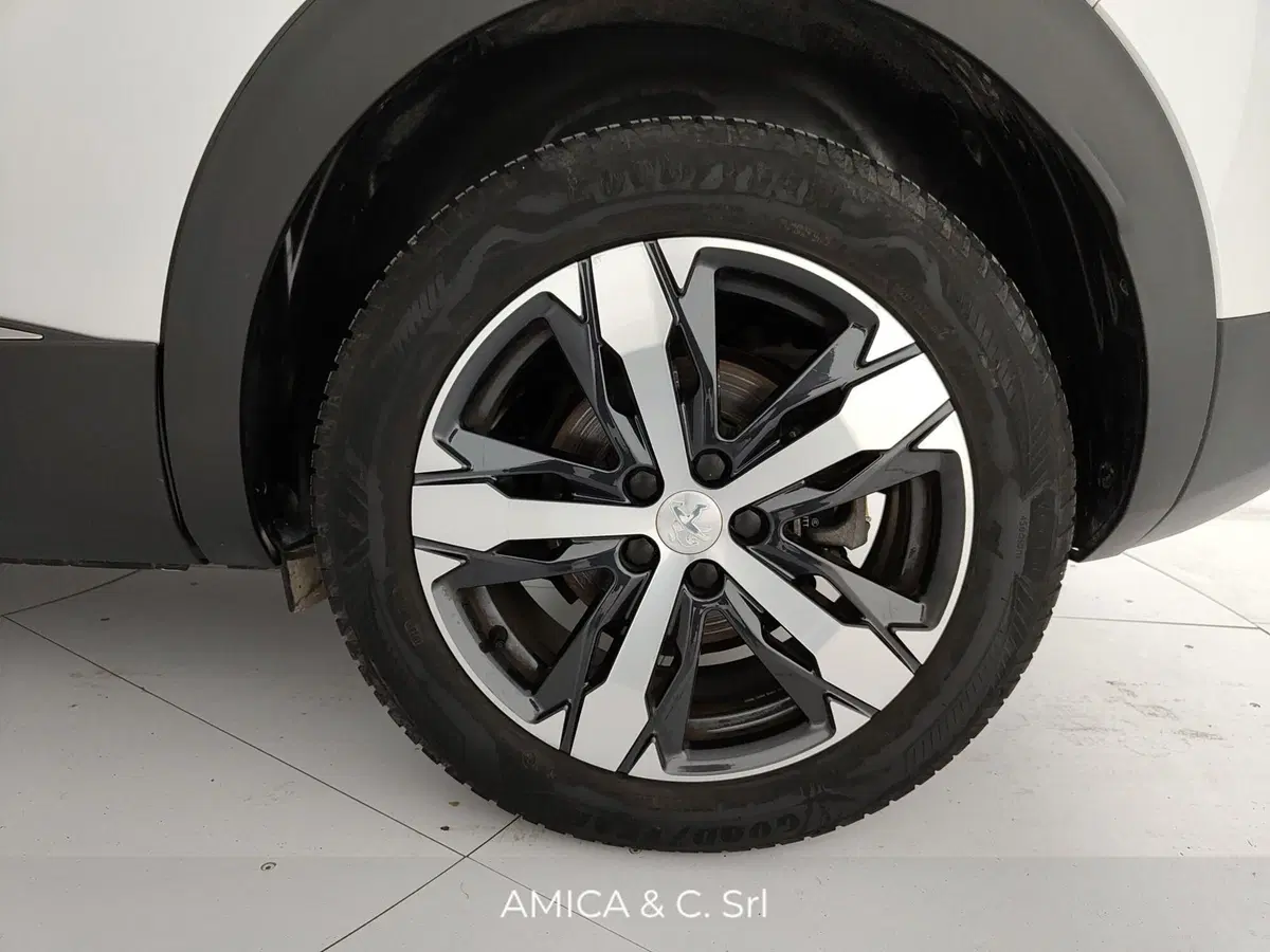 Peugeot 3008 usata a Caserta (12)