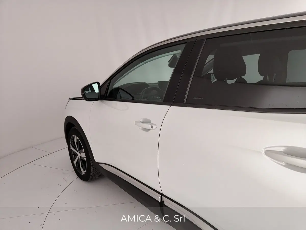 Peugeot 3008 usata a Caserta (13)