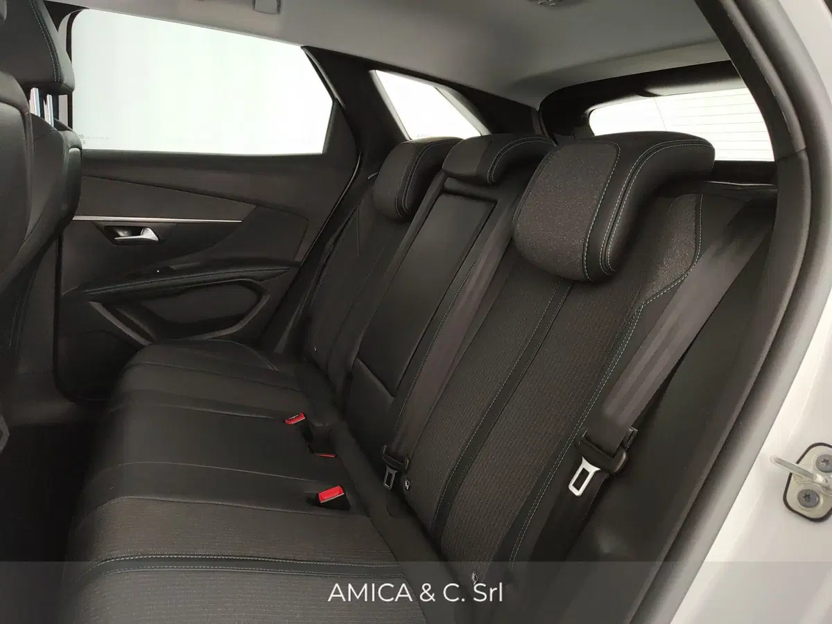 Peugeot 3008 usata a Caserta (19)