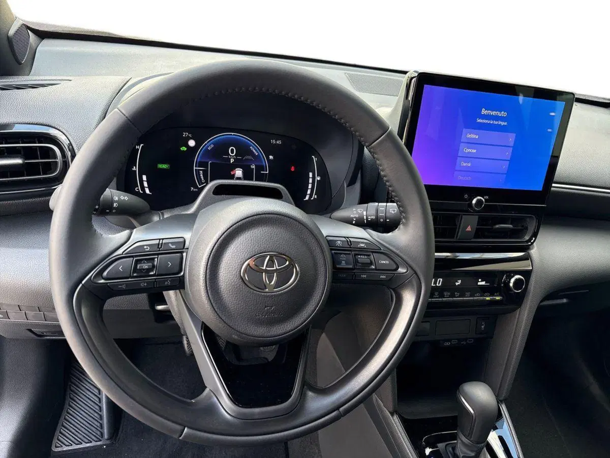 Toyota Yaris Cross nuova a Belluno (10)