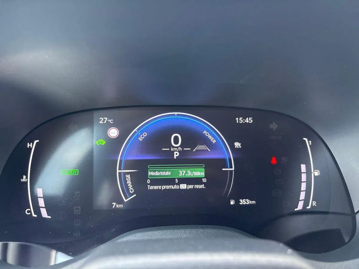 Toyota Yaris Cross nuova a Belluno (11)