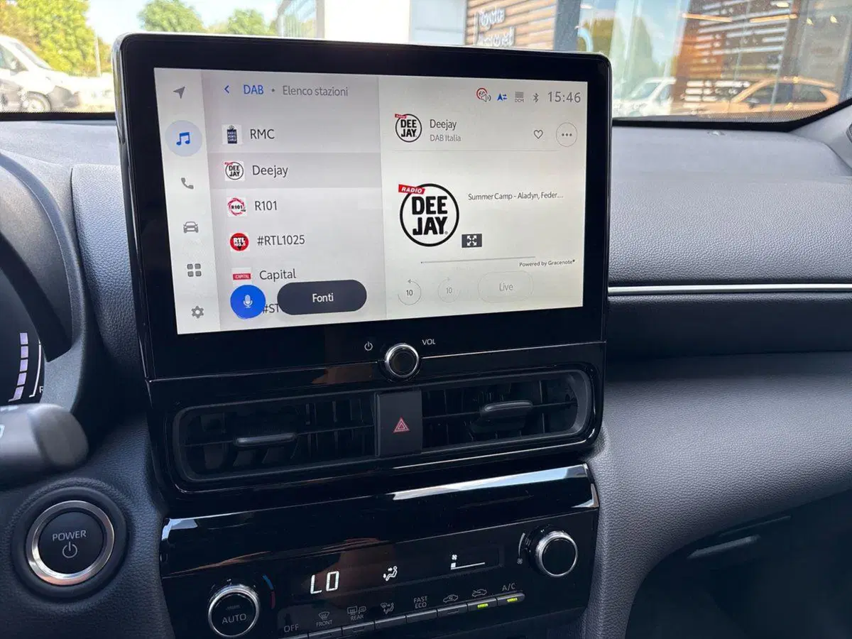 Toyota Yaris Cross nuova a Belluno (12)