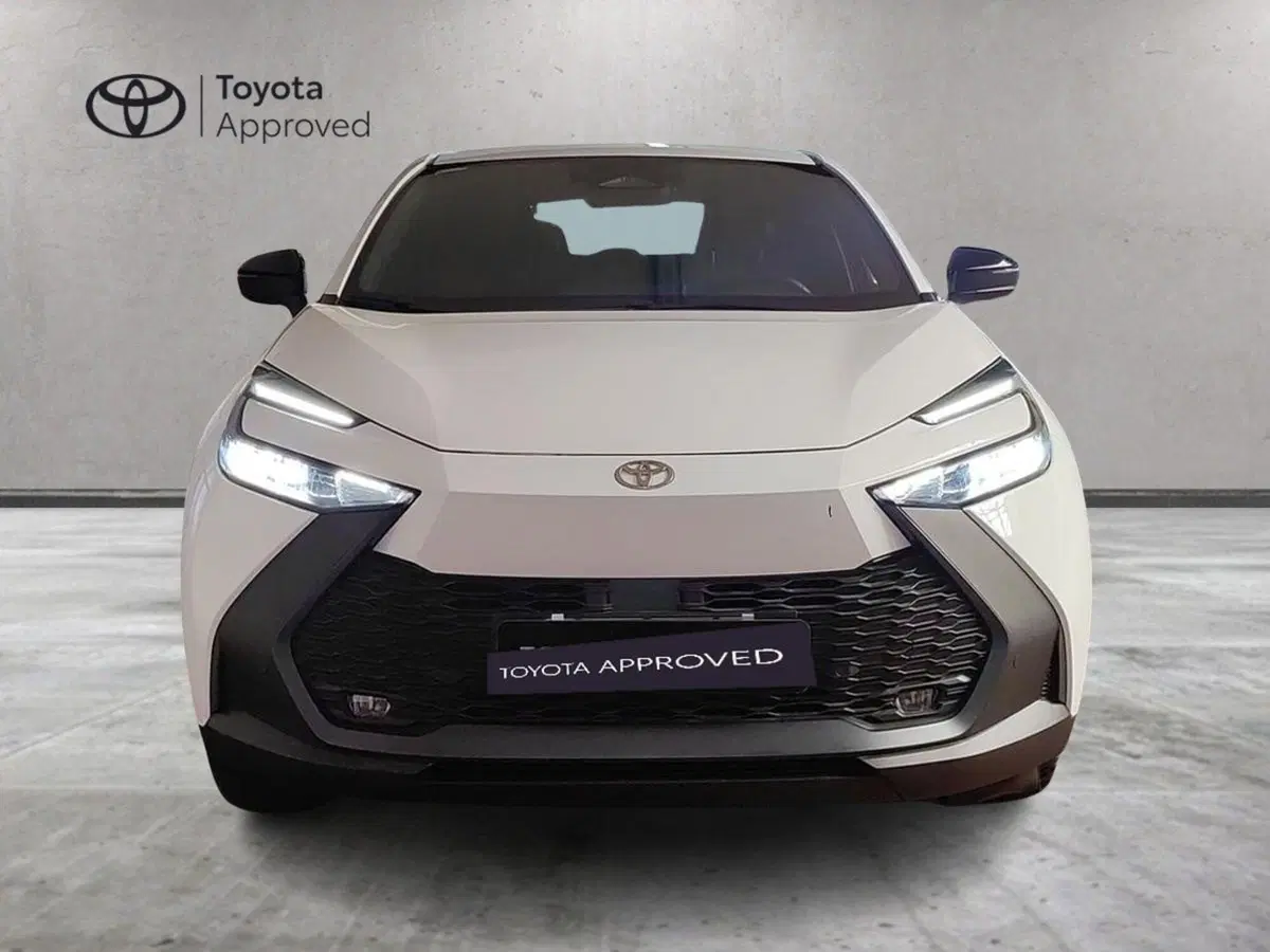 Toyota Toyota C-HR usata a Milano (13)