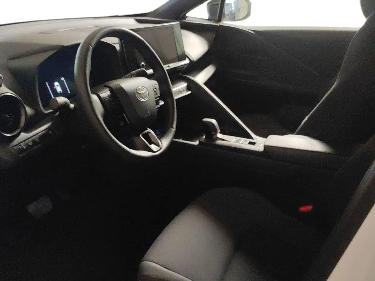 Toyota Toyota C-HR usata a Milano (7)