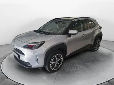 Toyota Yaris Cross 1.5 Hybrid 5p. E-CVT Lounge del 2023 usata a Carpi