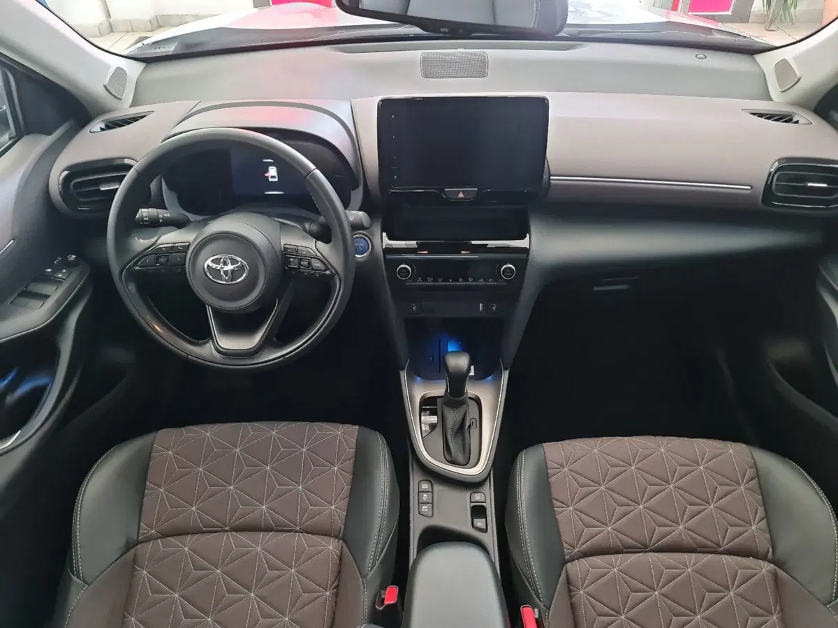 Toyota Yaris Cross usata a Modena (10)