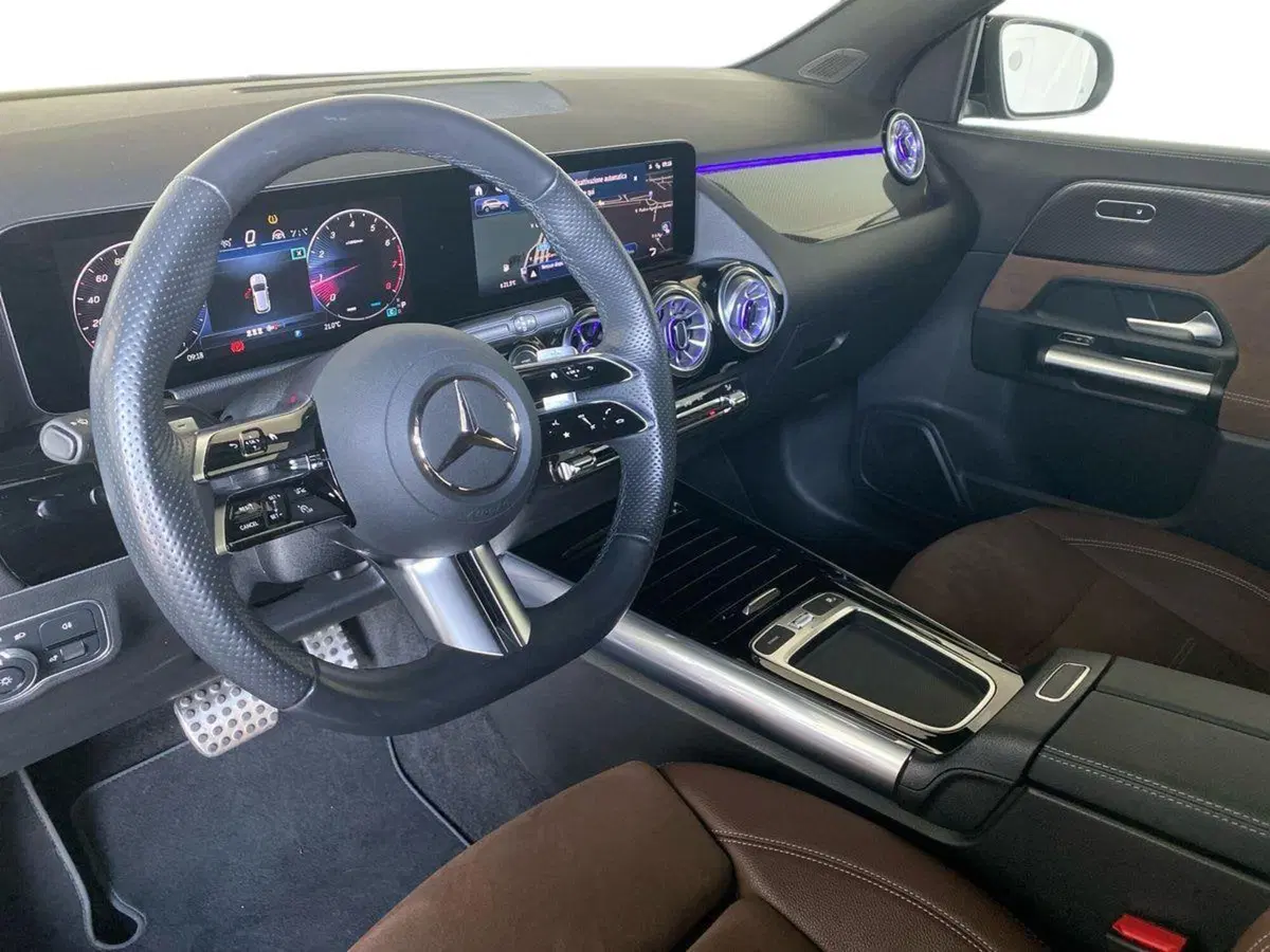 Mercedes-Benz GLA SUV usata a Bergamo (8)